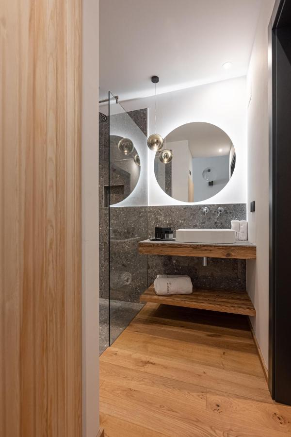 Alpuris - Your Boutique Suite - Hotel B&B Cavalese Kültér fotó